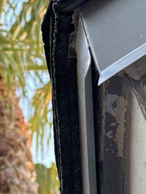 Ugly work with roof over hang