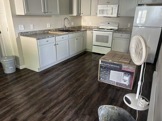 Kelli & Breamna Superior Cleaners