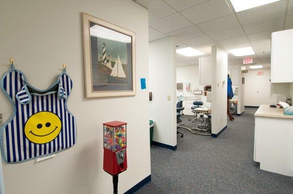 Bruce E.Komarow , DMD