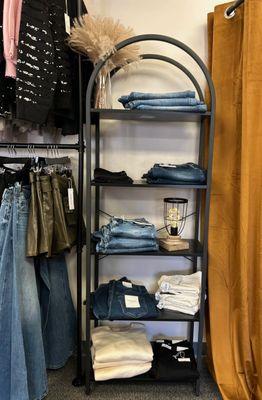 Velvet & Sage A Women's Boutique