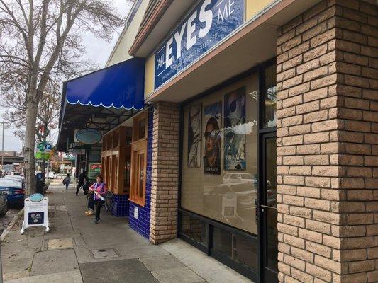 All Eyes On Me Optometry