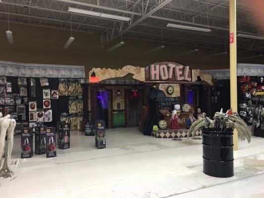 Creepy hotel decorations