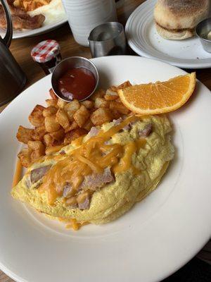 Ham and cheese omelet
