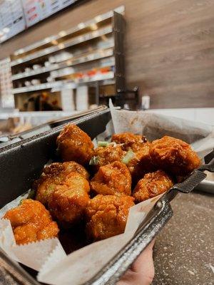 Dragon Boneless Wings