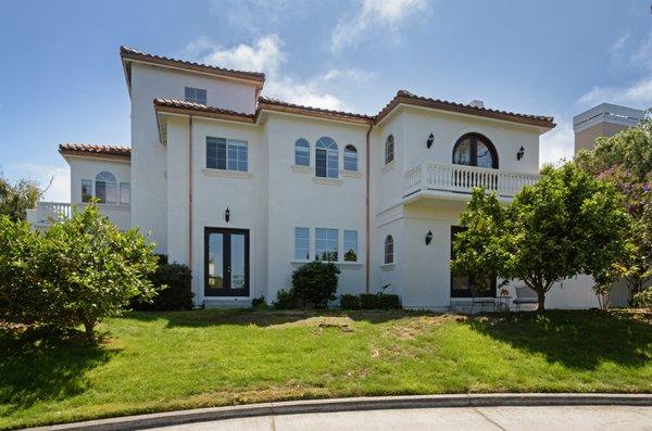 Susie Montgelas - Compass Real Estate