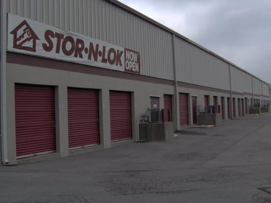 STOR-N-LOK SELF-STORAGE SERVING THE NASHVILLE AREA