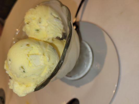 Bastani - Persian ice cream (i'm gr8 at photos 😭)