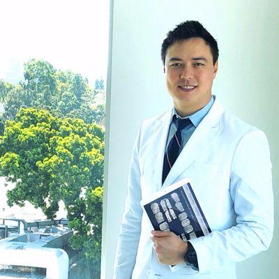 Dr. Heldt. General, Cosmetic, Implant, & Restorative Dentist.