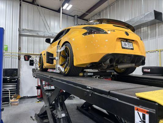 M & J Auto Body Repair Service