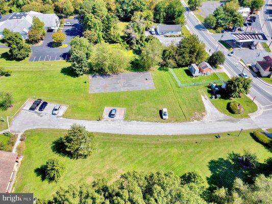 Jarnell Foster - Benson & Mangold Real Estate