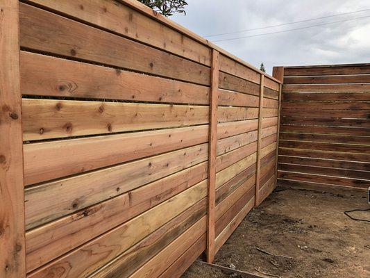 horizontal redwood fencing