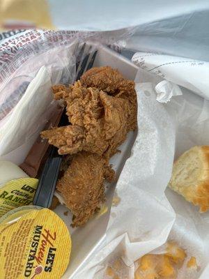 Lee's Famous Recipe Chicken