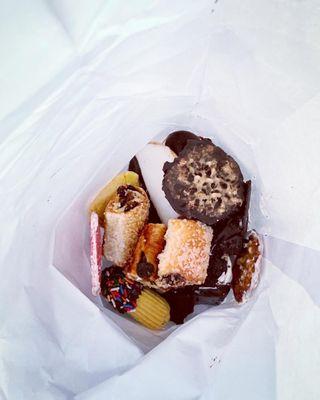 Hymie's Delicatessen