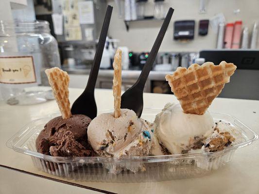 Chocolate pb cup, cookie dough m&m, double cookie