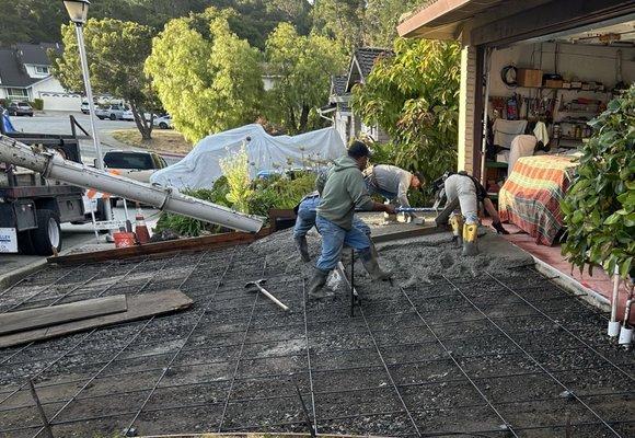 Manuel Raposo Construction