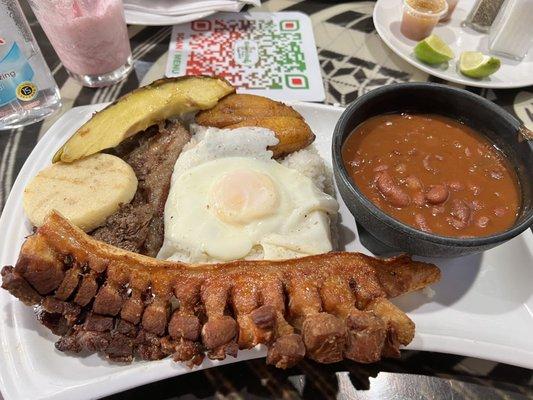 Bandeja Paisa