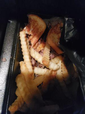 Tried my best to give this a try but every bite i was spitting this sandwich out. Nevet again. Fries where cold with no ketchup.