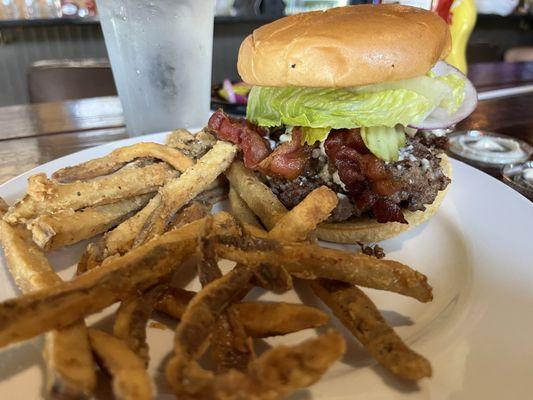 Rocket burger w bacon