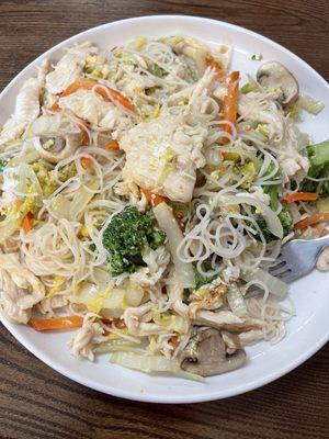 Chicken Chow Mein Fun