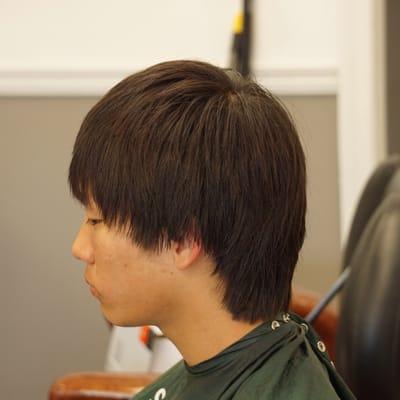 Long layered cut (yes barbers who know how to use scissors)(rare)