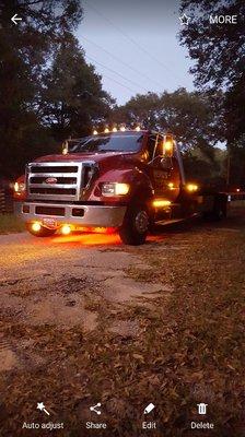 Hero's Towing & Recovery