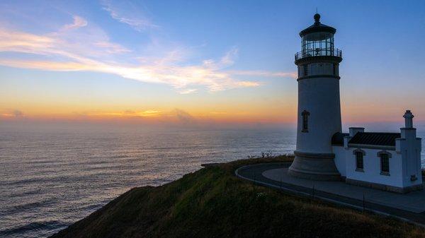 Ministry Pacific Insurance Services: A broker for churches and nonprofit organizations.