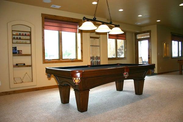 Al Kulenski Building