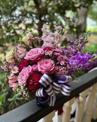 Too bad the smell cannot come thru with the photo. Was told it was divine!