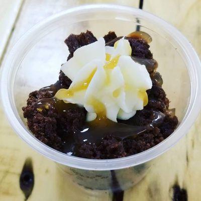 Salted caramel brownie cup!