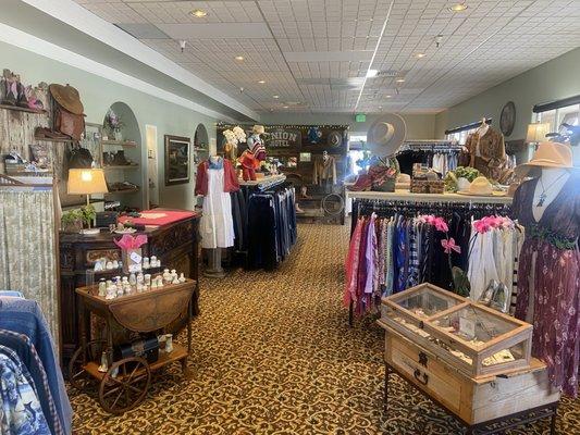 Inside Traci Lynn's Consignment & Boutique