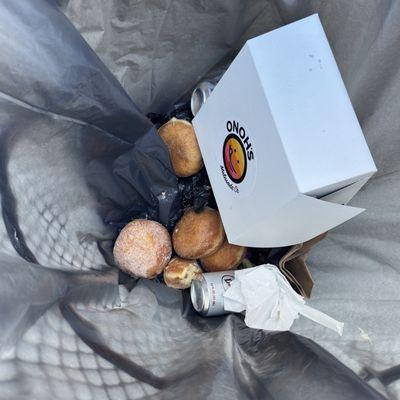 A waste of time for donuts pretending to be malasadas.