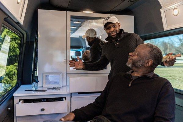 Elliott Concierge Mobile