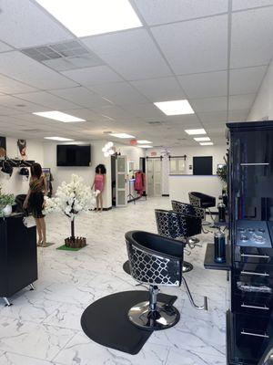 Veronica Paradise Hair Salon