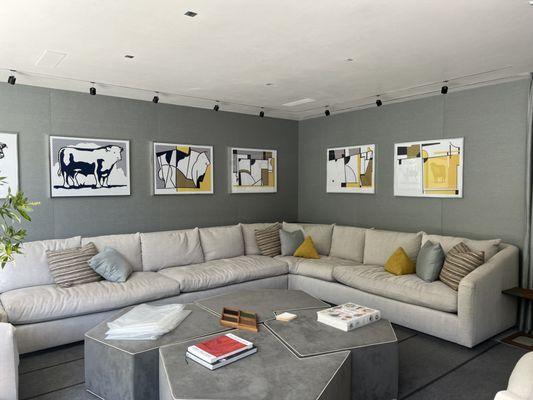 Lichtenstein Bull series