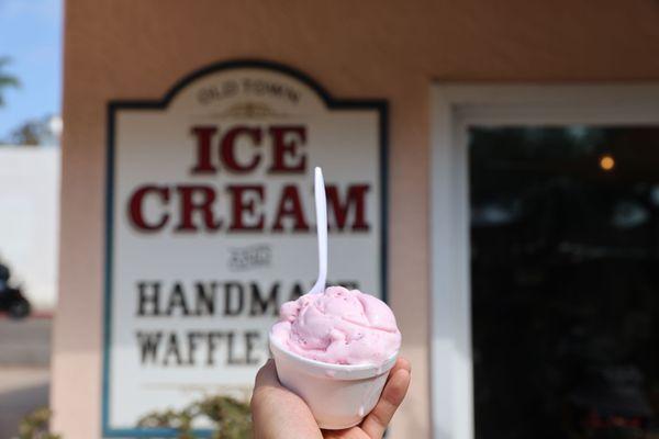 Old Town Ice Cream & Frozen Yogurt