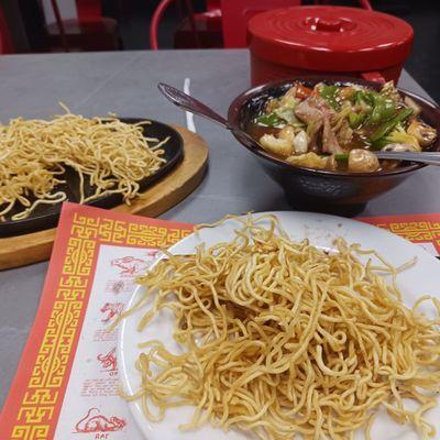 Pork and pan fried noodles