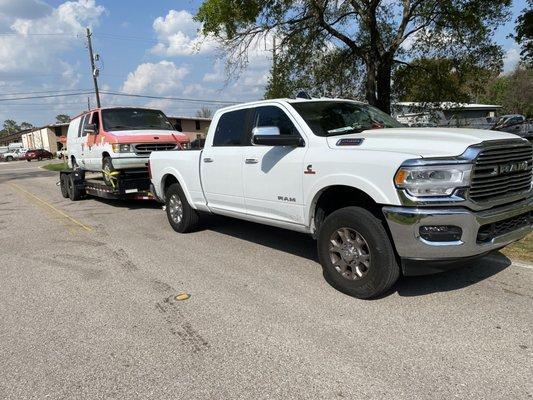 CM Towing Service