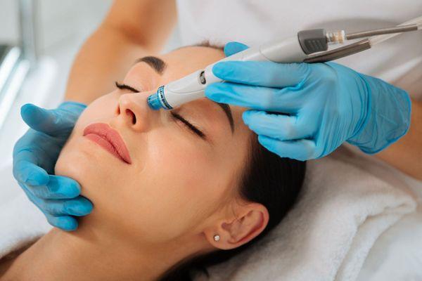 Hydrafacials