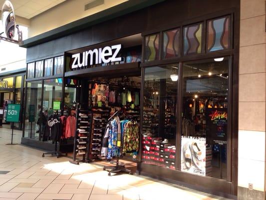 Zumiez