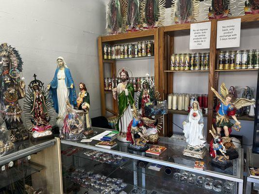 En la Botanica Indio Juan Diego realizamos ligaduras de amor, amarres sexuales, hombre, mujer o del mismo sexo; trabajos de limpias, y mas.