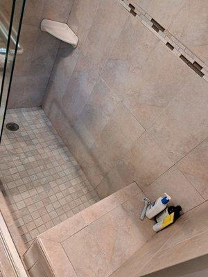 Quez Cleaning Services