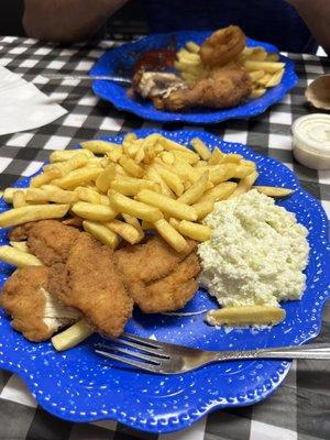 South 200 Drive-In Restaurant