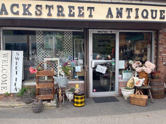 Backstreet Antiques