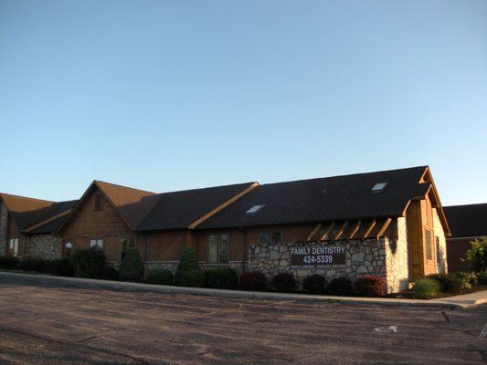 Douglas MacLean, DMD