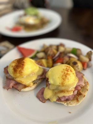 Benedict. Outstanding hollandaise.