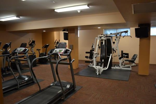 24 hour fitness center