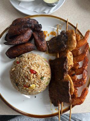 Mixed Kabob chaufa, plantain
