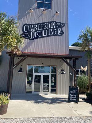 Charleston Distillery Tours