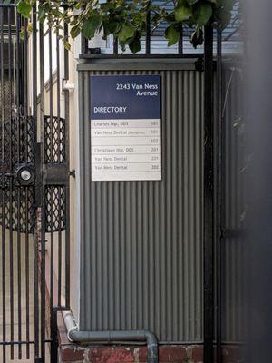 Berge Roubinian, DDS