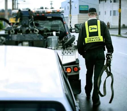 Advanced Towing And Recovery